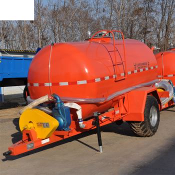 維護(hù)和保養(yǎng)水罐拖車時(shí)應(yīng)注意哪些方面？
